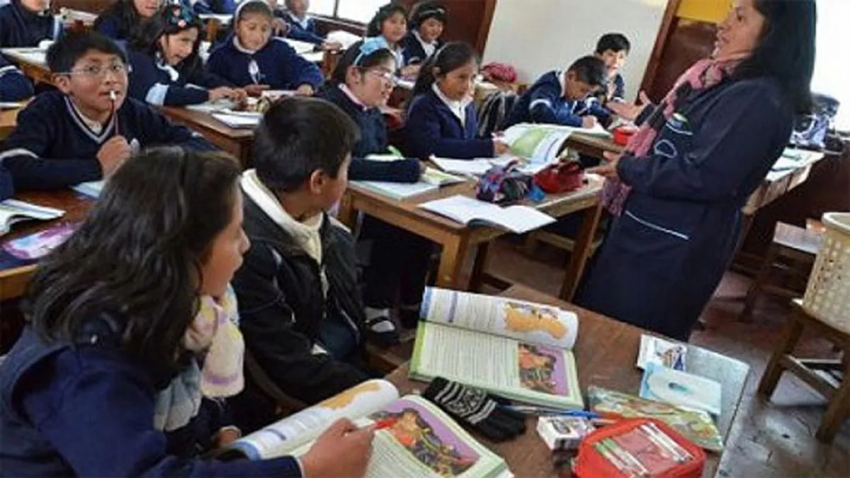 Nueve municipios del país retornan desde el lunes a clases a distancia y el resto de forma presencial