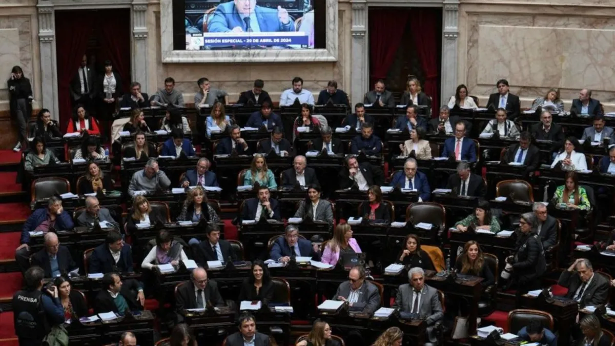 Diputados: el oficialismo incorporó a los seis radicales “con peluca” a su interbloque para blindar los vetos presidenciales