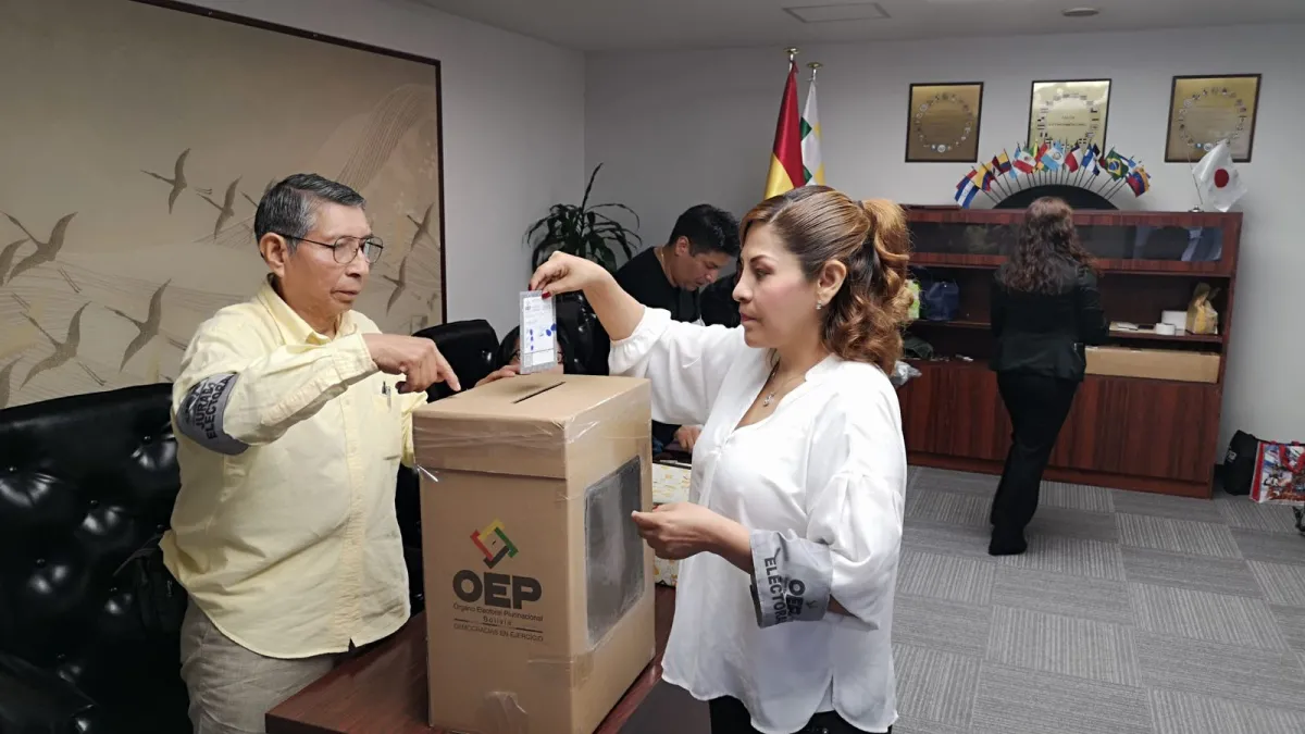 Bolivianos en el exterior votarán en 154 recintos electorales de 22 países