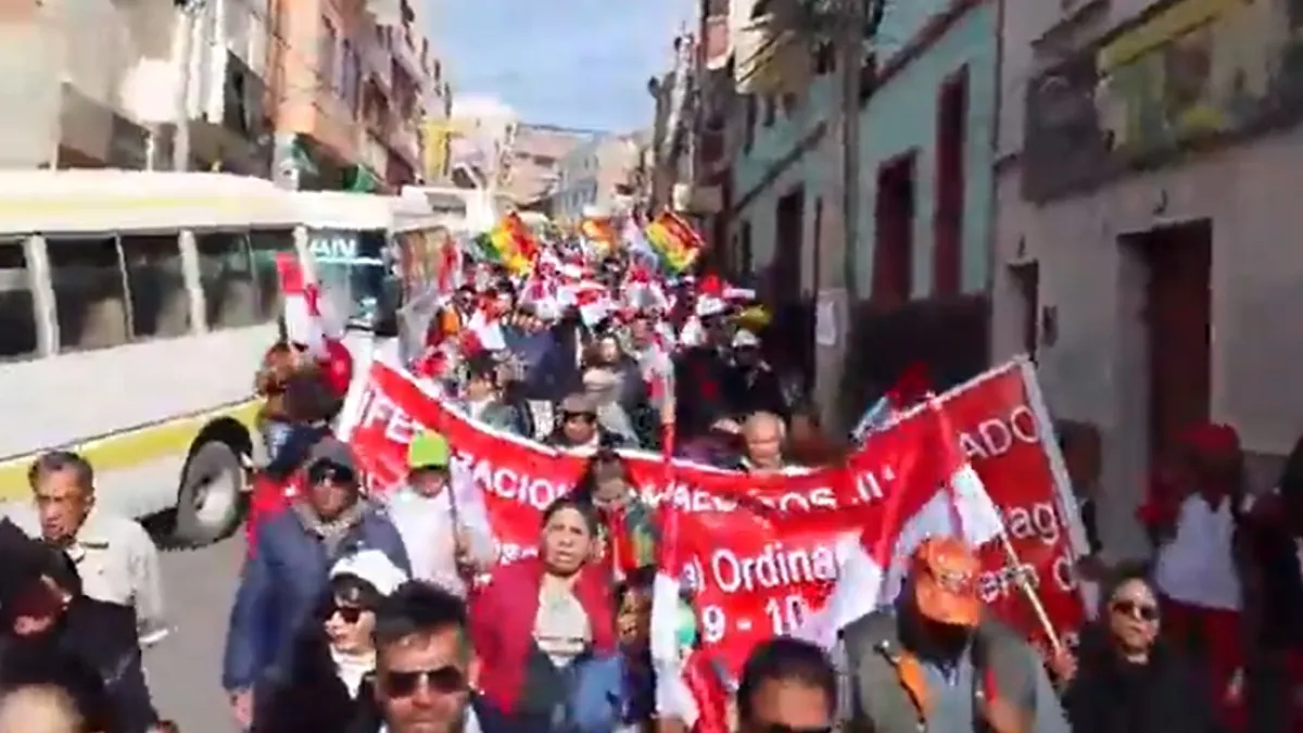 Cívicos de Potosí cumplen marcha contra los contratos del litio y no descartan acciones ‘más fuertes’