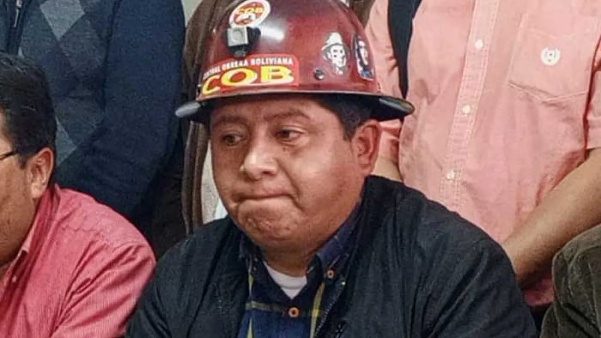 Huarachi dejó la COB tras 8 años al mando y con críticas por su cercanía al poder