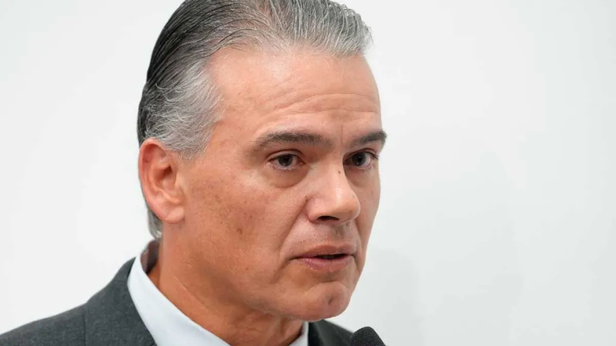 Justiniano: ‘me gustaría que Lara nos informe a todos nosotros para quiénes pidió pegas en la Policía’