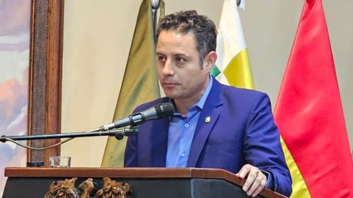 Lara: “Si me dejan asumir la presidencia aunque sea un día, voy a descubrir todas las irregularidades”